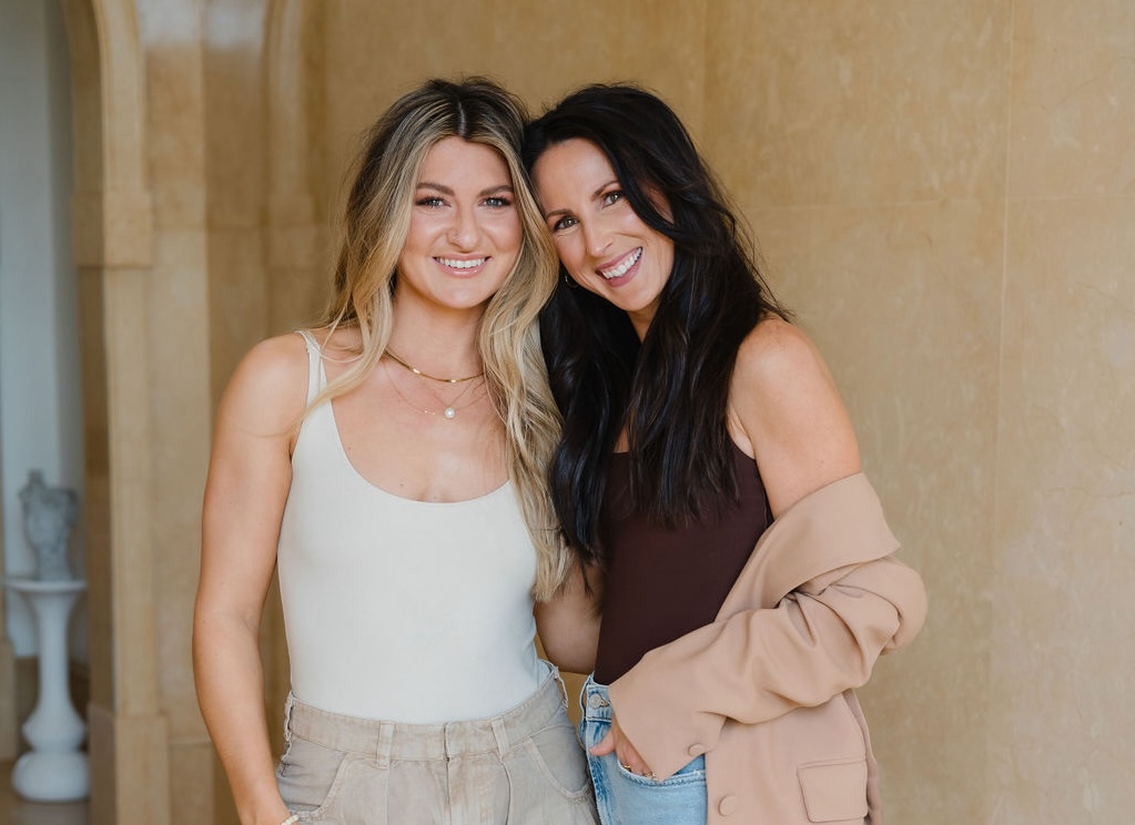 Blonde and brunette woman stand side by side and pose for a photo at Oxbow Estate in Clayton, NC | Sara Coffin Photo